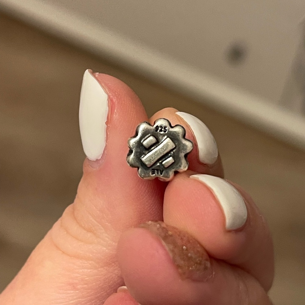 🎄Christmas tree charm!🎄 - Picture 10 of 10